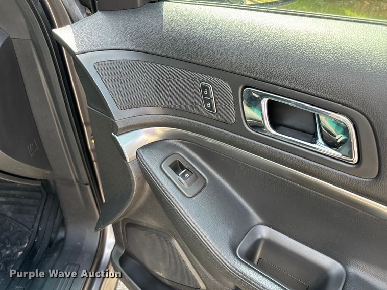 image for item EH7051 2015 Ford Explorer Police Interceptor  SUV 