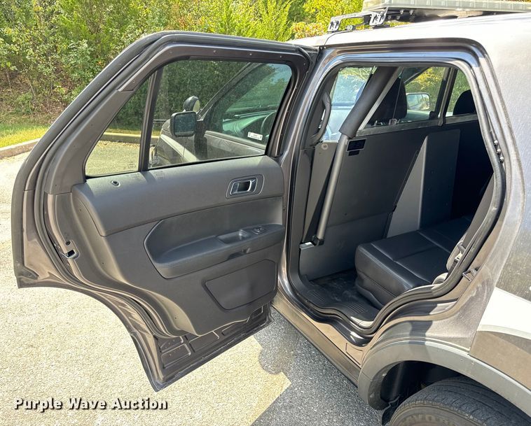 image for item EH7051 2015 Ford Explorer Police Interceptor  SUV 