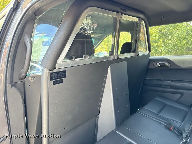 image for item EH7051 2015 Ford Explorer Police Interceptor  SUV 