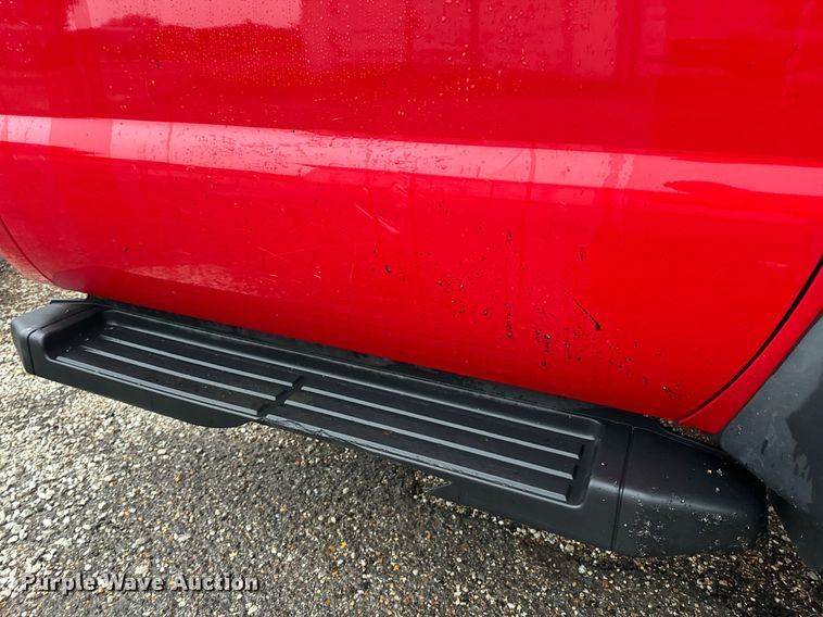 image for item EH7067 2008 Ford  F550 Super Duty XL truck cab and chassis