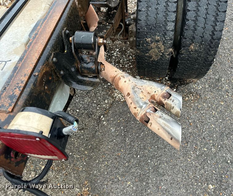 image for item EH7067 2008 Ford  F550 Super Duty XL truck cab and chassis