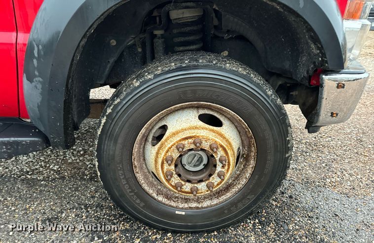 image for item EH7067 2008 Ford  F550 Super Duty XL truck cab and chassis