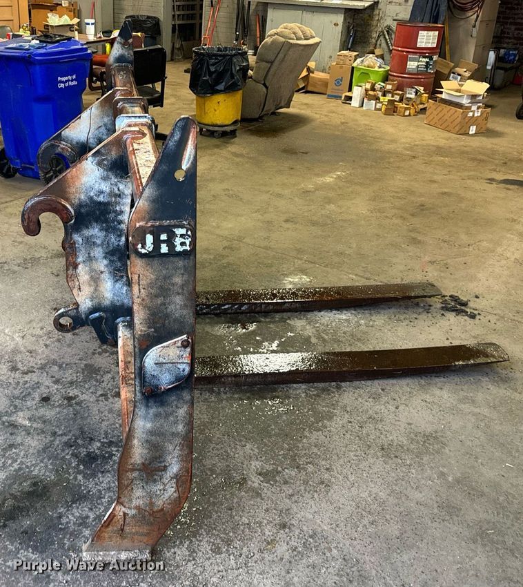 image for item EH7068 JRB TC62H forks