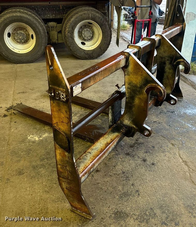 image for item EH7068 JRB TC62H forks