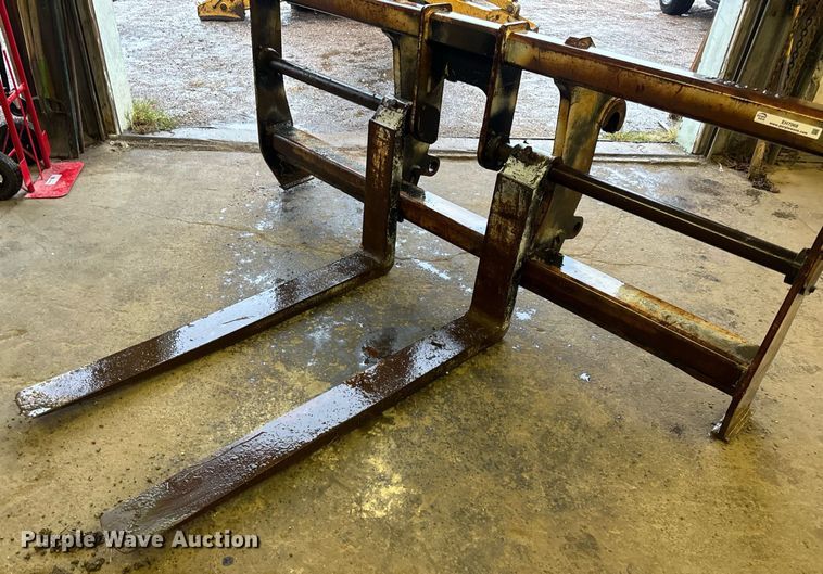 image for item EH7068 JRB TC62H forks