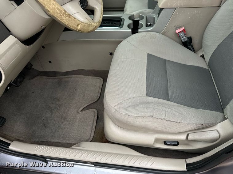 image for item EH7069 2008 Ford Escape XLT SUV