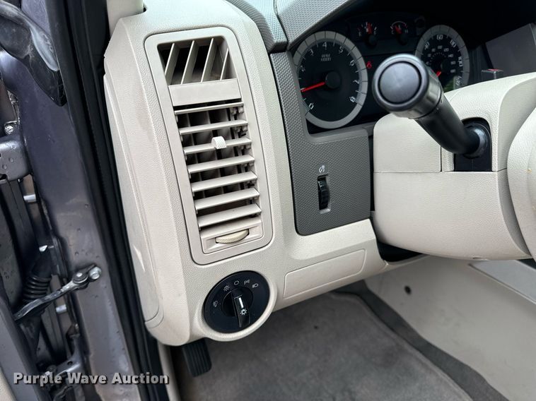 image for item EH7069 2008 Ford Escape XLT SUV