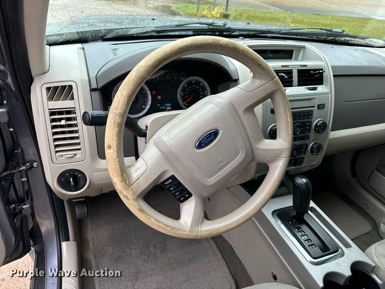 image for item EH7069 2008 Ford Escape XLT SUV