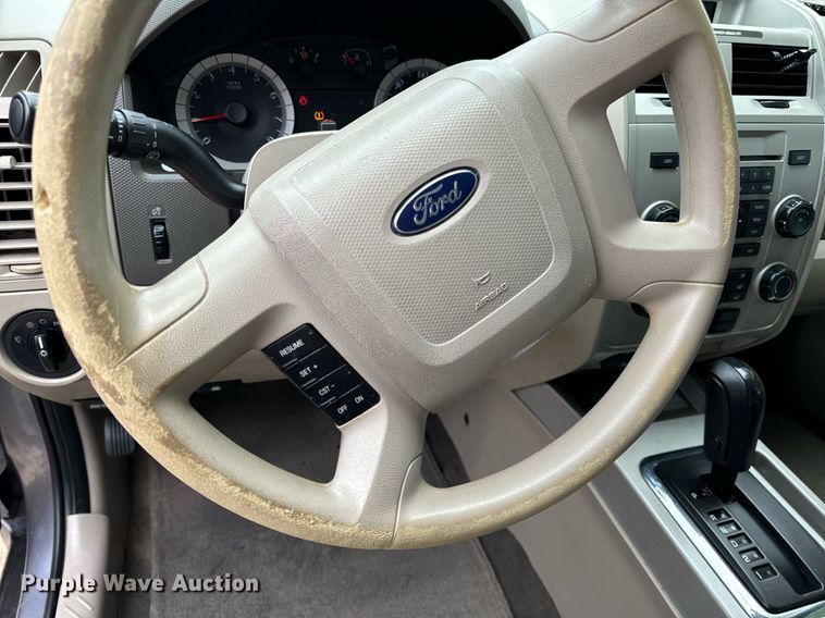 image for item EH7069 2008 Ford Escape XLT SUV