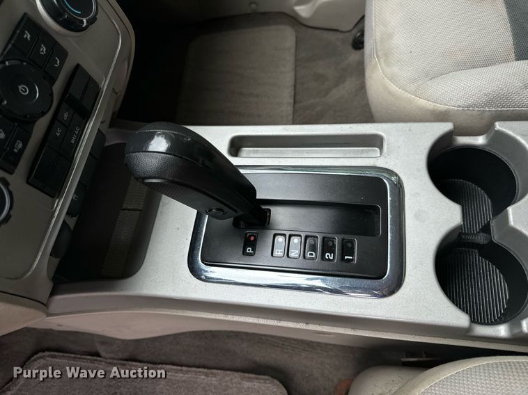 image for item EH7069 2008 Ford Escape XLT SUV