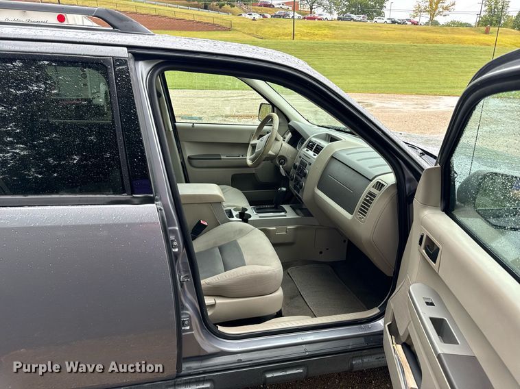 image for item EH7069 2008 Ford Escape XLT SUV