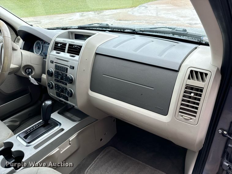 image for item EH7069 2008 Ford Escape XLT SUV