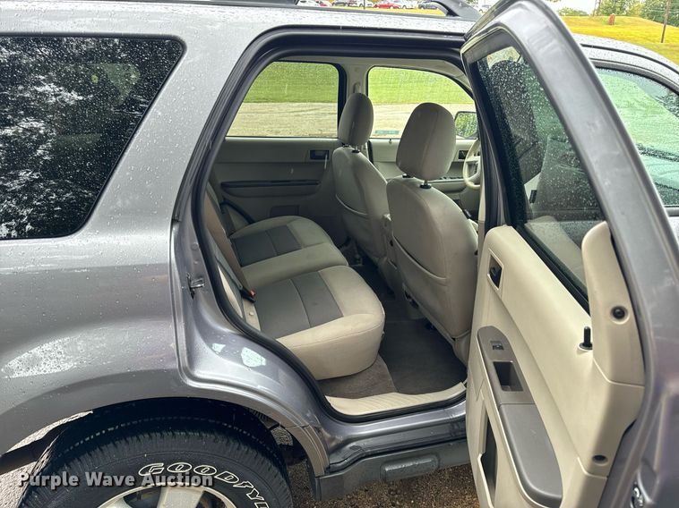 image for item EH7069 2008 Ford Escape XLT SUV