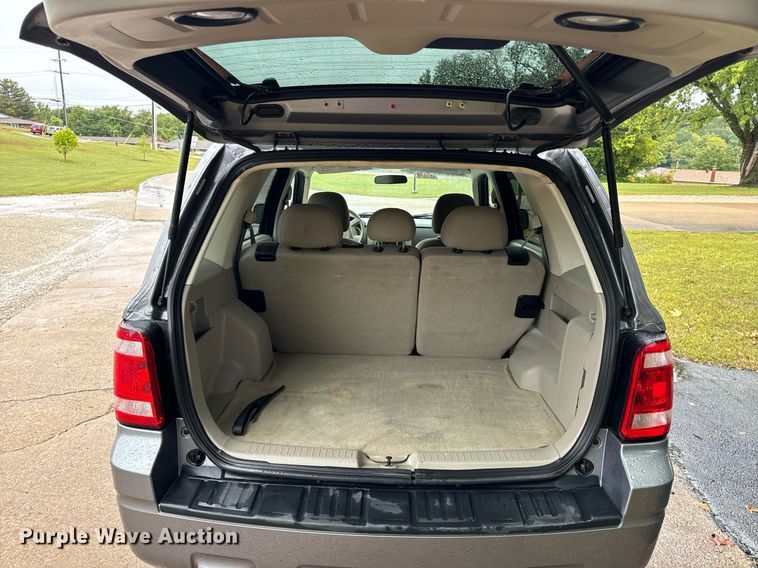 image for item EH7069 2008 Ford Escape XLT SUV