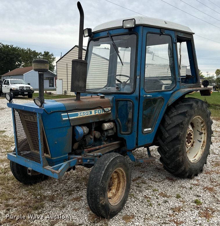 image for item EH7077 1980 Ford 3600 tractor