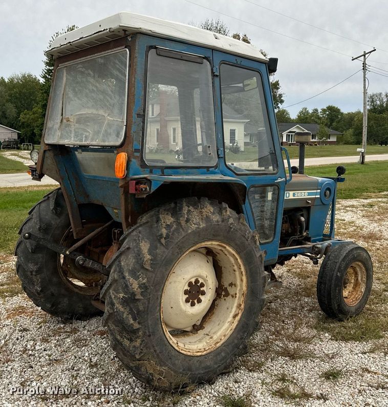 image for item EH7077 1980 Ford 3600 tractor