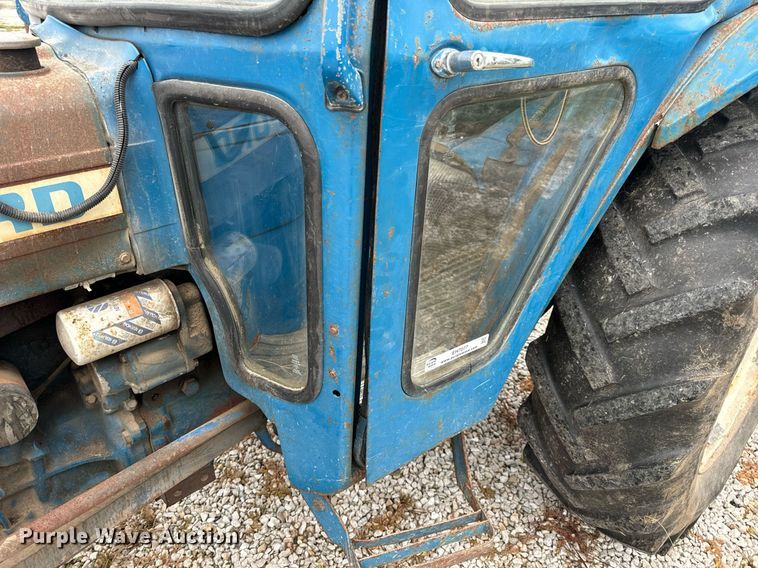 image for item EH7077 1980 Ford 3600 tractor