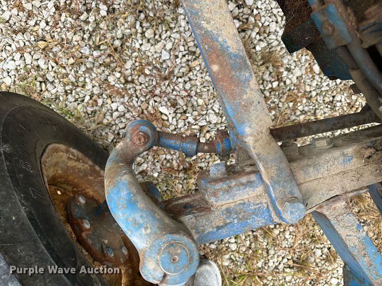 image for item EH7077 1980 Ford 3600 tractor