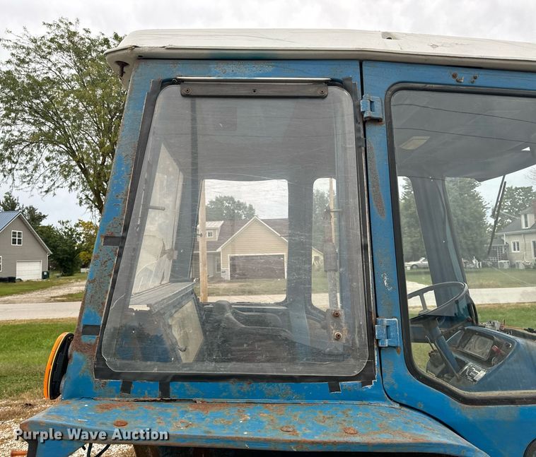 image for item EH7077 1980 Ford 3600 tractor
