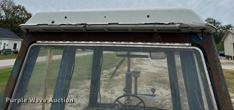 image for item EH7077 1980 Ford 3600 tractor