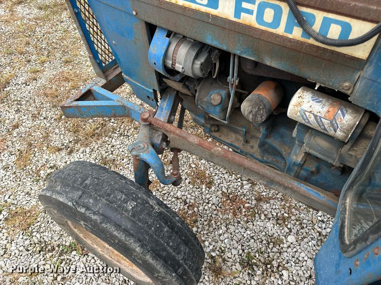 image for item EH7077 1980 Ford 3600 tractor