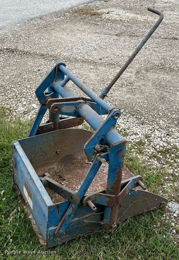 image for item EH7077 1980 Ford 3600 tractor