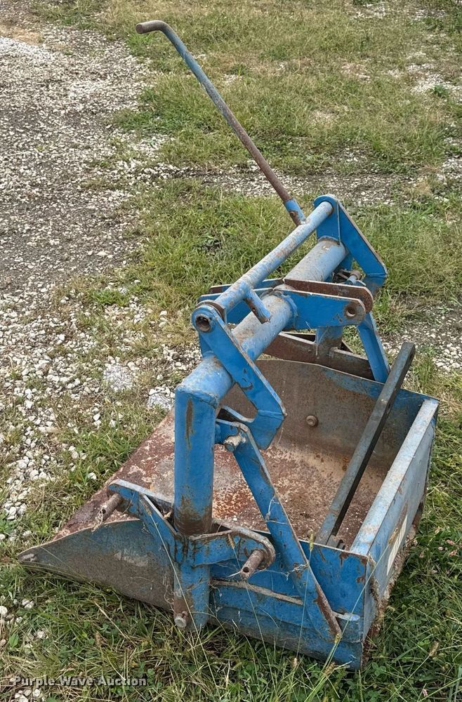 image for item EH7077 1980 Ford 3600 tractor