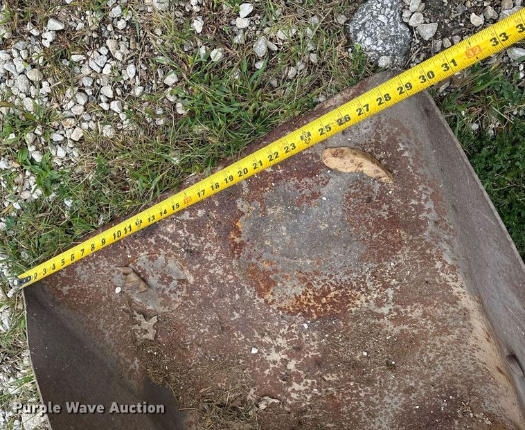 image for item EH7077 1980 Ford 3600 tractor