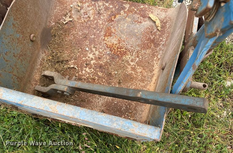 image for item EH7077 1980 Ford 3600 tractor