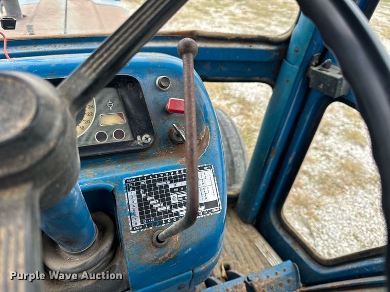 image for item EH7077 1980 Ford 3600 tractor