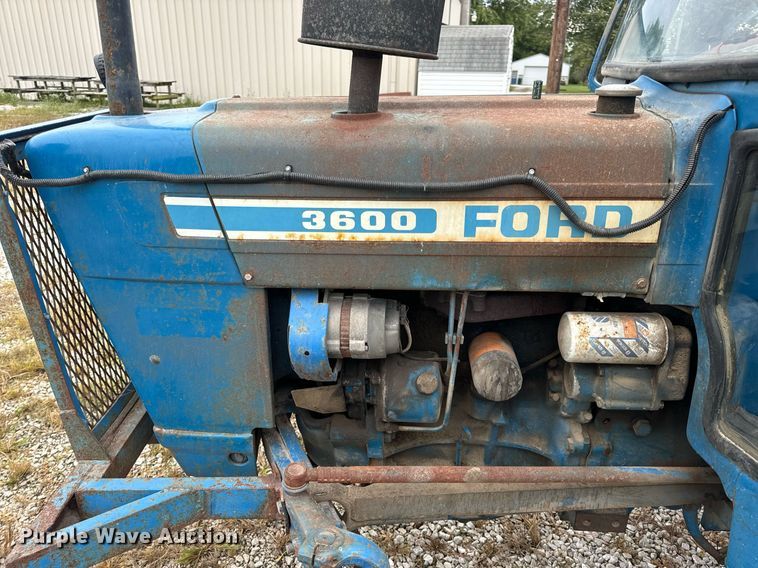 image for item EH7077 1980 Ford 3600 tractor