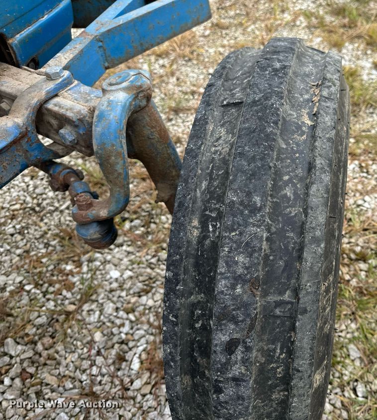 image for item EH7077 1980 Ford 3600 tractor