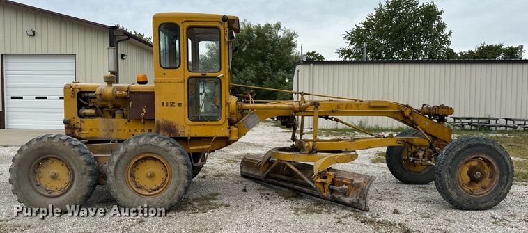 image for item EH7079 1962 Caterpillar  112E rigid frame motor grader