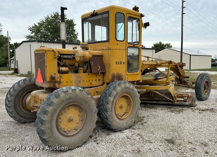 image for item EH7079 1962 Caterpillar  112E rigid frame motor grader