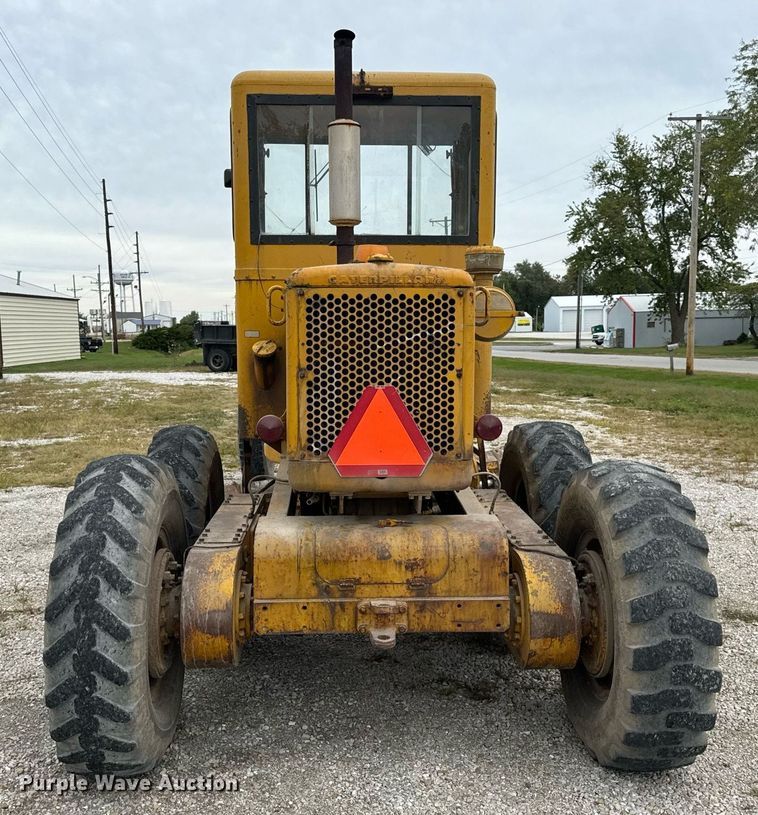 image for item EH7079 1962 Caterpillar  112E rigid frame motor grader