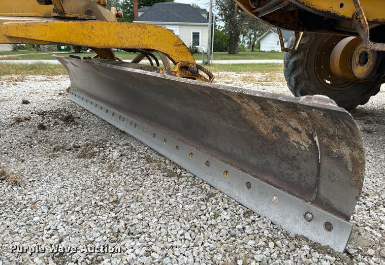 image for item EH7079 1962 Caterpillar  112E rigid frame motor grader