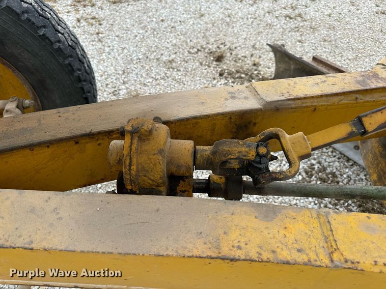 image for item EH7079 1962 Caterpillar  112E rigid frame motor grader