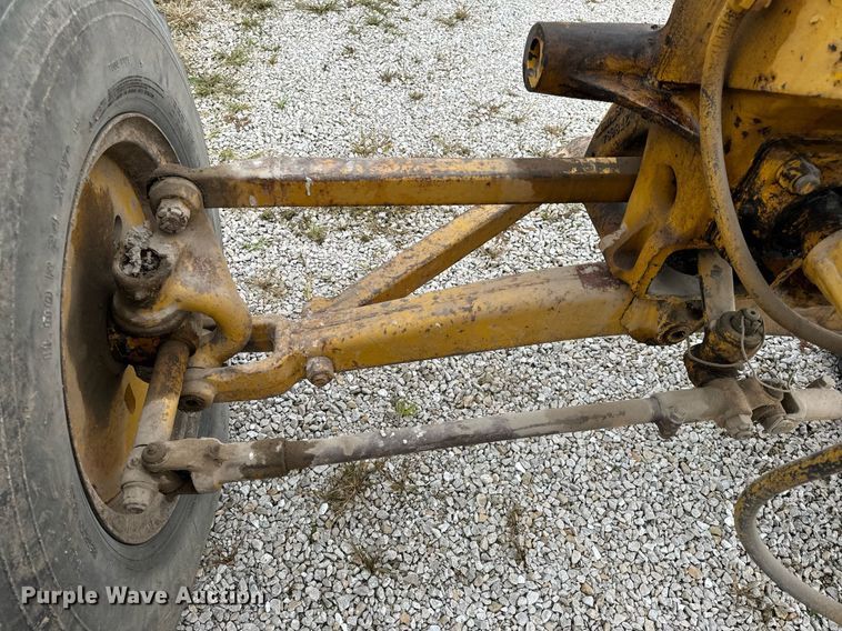 image for item EH7079 1962 Caterpillar  112E rigid frame motor grader