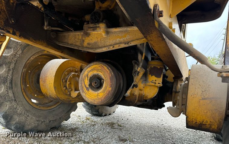 image for item EH7079 1962 Caterpillar  112E rigid frame motor grader