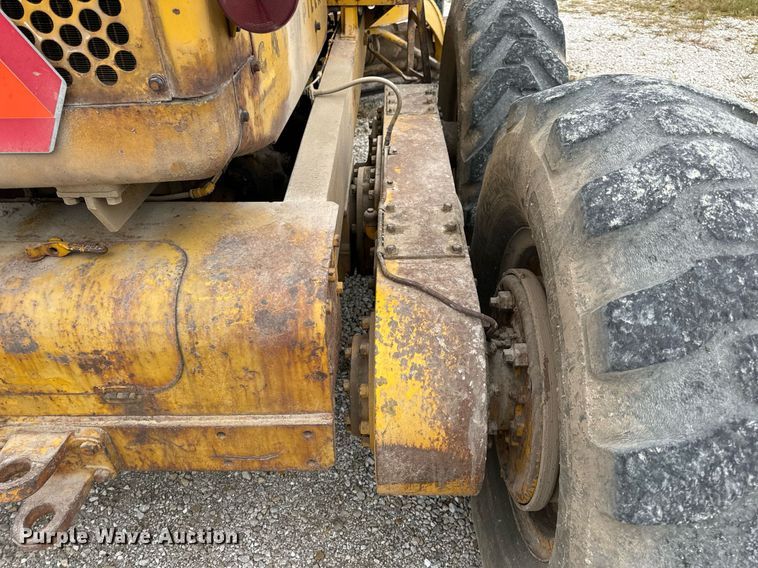 image for item EH7079 1962 Caterpillar  112E rigid frame motor grader