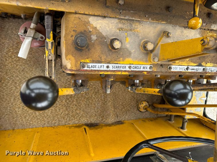 image for item EH7079 1962 Caterpillar  112E rigid frame motor grader