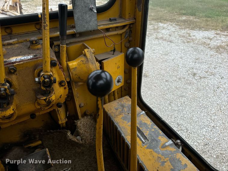 image for item EH7079 1962 Caterpillar  112E rigid frame motor grader