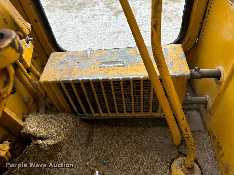 image for item EH7079 1962 Caterpillar  112E rigid frame motor grader