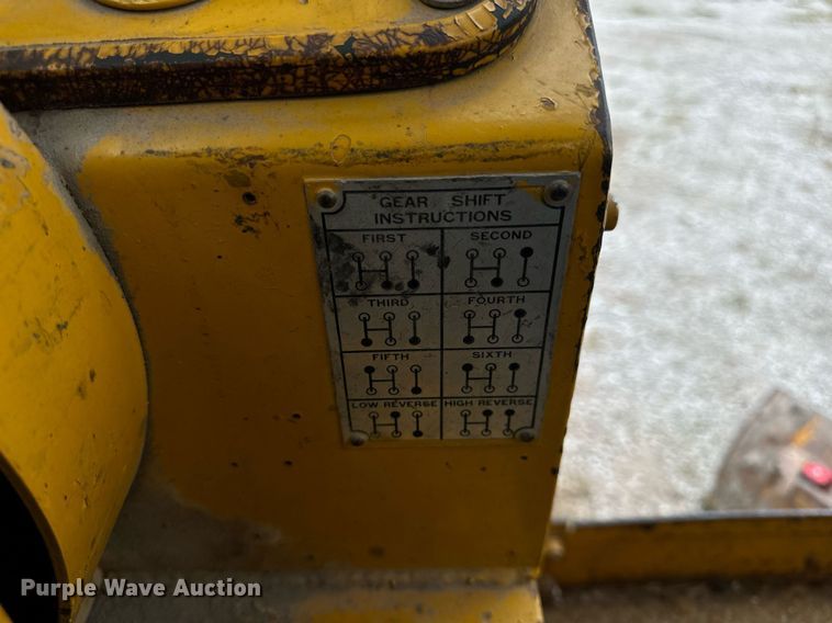 image for item EH7079 1962 Caterpillar  112E rigid frame motor grader