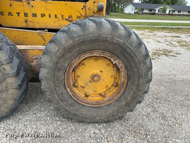 image for item EH7079 1962 Caterpillar  112E rigid frame motor grader