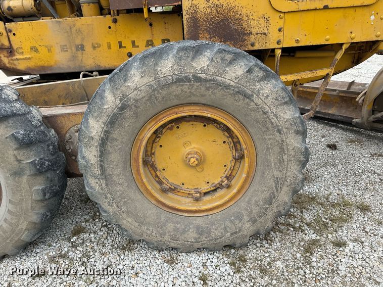 image for item EH7079 1962 Caterpillar  112E rigid frame motor grader