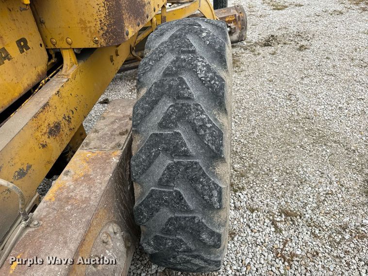 image for item EH7079 1962 Caterpillar  112E rigid frame motor grader