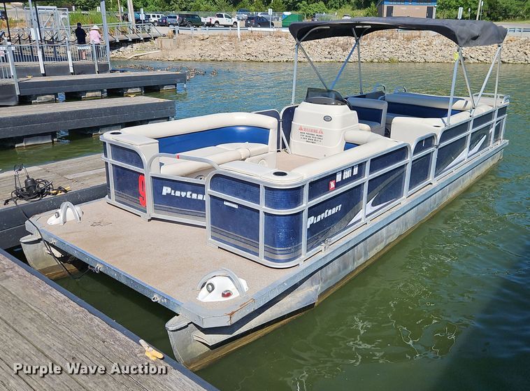 image for item EI3973 2016 Play Craft Clipper 2400 pontoon boat