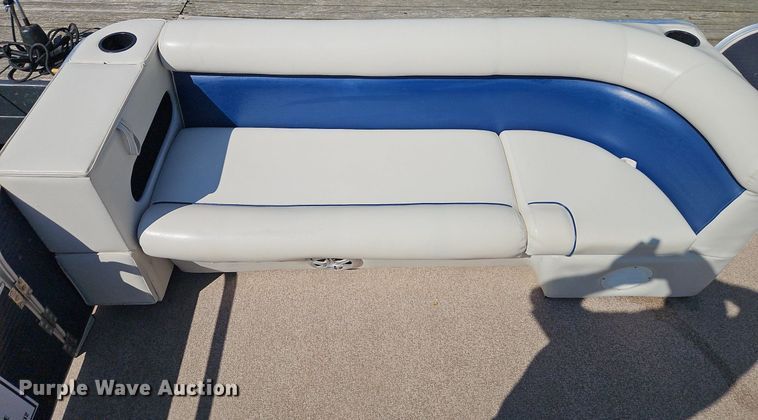 image for item EI3973 2016 Play Craft Clipper 2400 pontoon boat