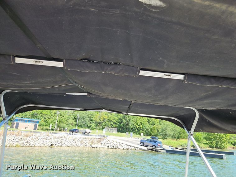 image for item EI3973 2016 Play Craft Clipper 2400 pontoon boat